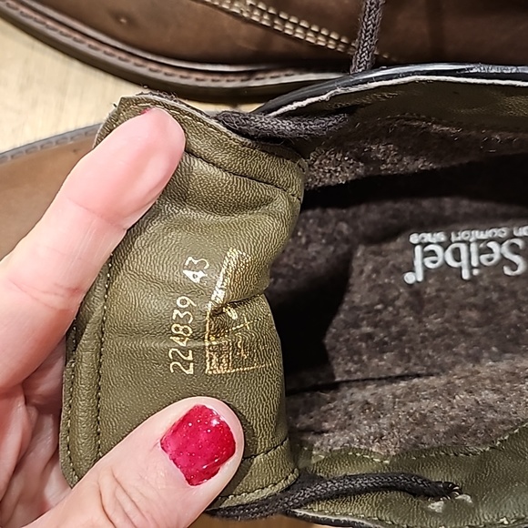 Like new mens Josef Seibel leather boots size 9 1/2 - Picture 3 of 5